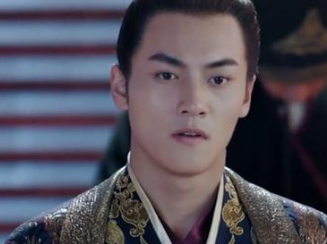 南北朝时期的一个昏君，父亲刚死就宠幸后妈