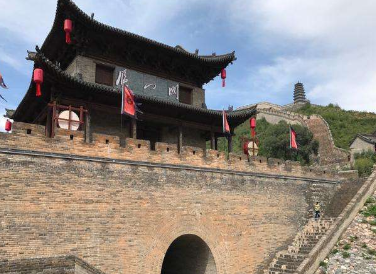 唐朝诗人王维《送赵都督赴代州得青字》原文、注释及赏析