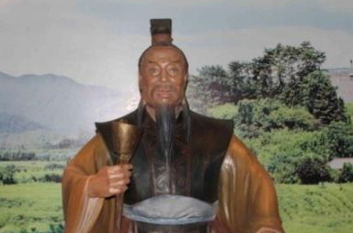 允常为什么不重用范蠡、文种？原因是什么