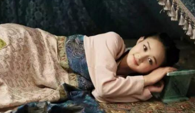 古人为何要睡又高又硬的枕头 这个枕头到底有什么奥义吗