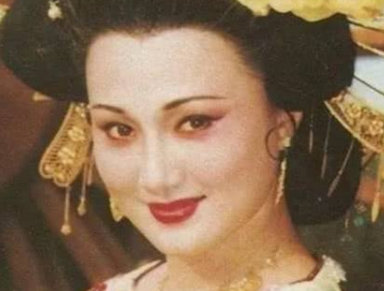 唐玄宗迎娶杨玉环时，朝中大臣为什么没有人反对？