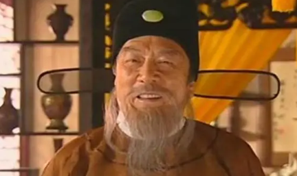 胡濙：明朝初年重臣，出生时头发全白