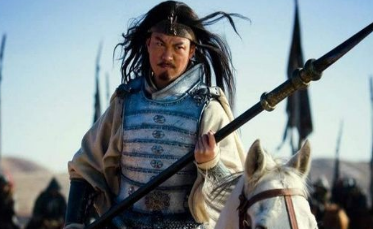 戎马一生的马超，为何投靠了刘备后依旧不受重用？