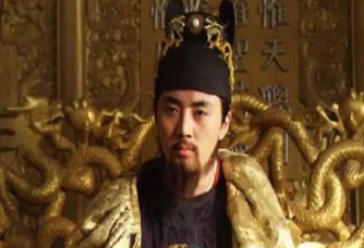 明朝末代皇帝朱由检的一生中，做过哪些愚蠢的决定？