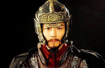 张议潮本是当地首富，参军后成天才级战神