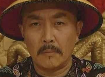 雍正流放了年羹尧全家，为什么唯独会放过年遐龄？