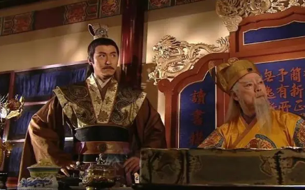 如果朱标不死他来削藩，朱棣还会不会造反？