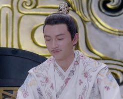 杨广为国家做了哪些益事？他又是如何亲手毁了秦朝的？