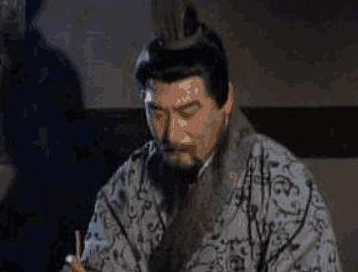 历史上程昱是什么人？曹操为什么会不 重用他