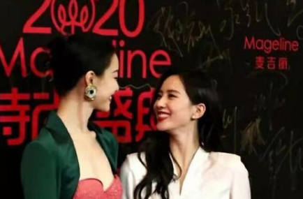 《流金岁月》惊喜开播了，两位女主正是倪妮和刘诗诗