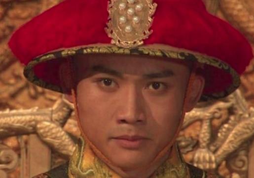 乾隆赐&ldquo;保命诏书&rdquo;给弘昼，上面究竟写了什么？