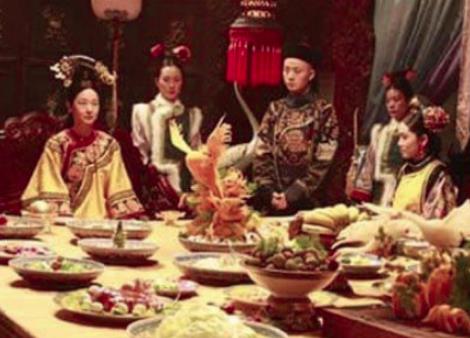 揭秘：清朝皇宫里的年夜饭到底是什么样的？