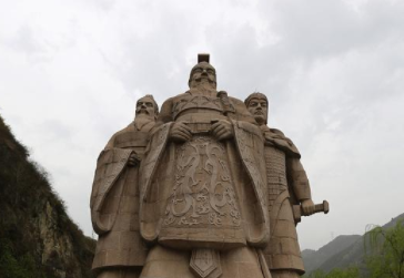 王莽在位15年有什么贡献？王莽为何会被后世骂了千年？