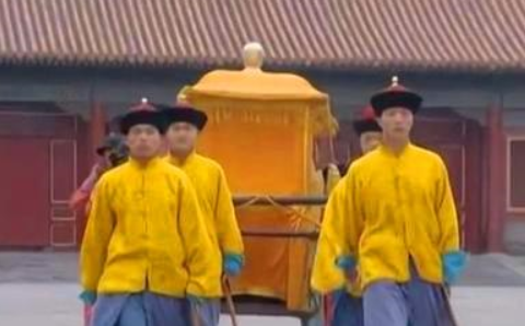 古代皇帝为什么从不怕被贴身侍卫刺杀呢？