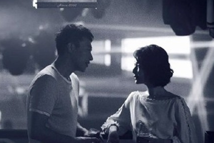 《完美关系》饰演叶东烈的人是谁 叶东烈和斯黛拉的关系是什么