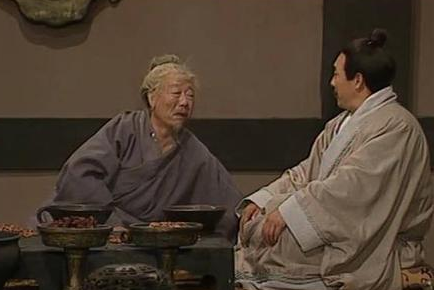 从奴隶到放牛再到牧马，最后被秦穆公五张羊皮换回去当宰相！