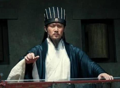 刘备临死前防了诸葛亮一手 诸葛亮花了八年时间才放心北伐