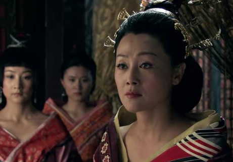 吕雉做过哪些毒辣的事情？吕雉为什么狠辣到自己孙子都杀？