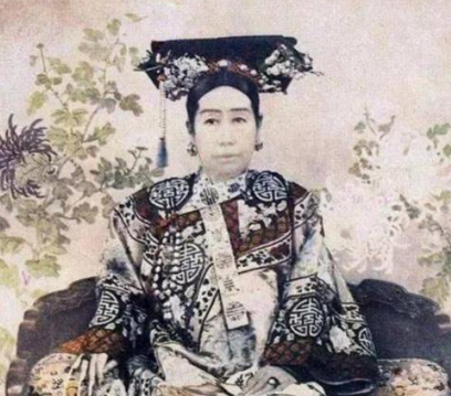 慈禧太后平常都喝什么？她为什么不喝水