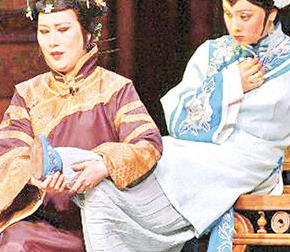 古代民间女子有缠足的习惯 那么身为皇室的公主们也要裹脚吗