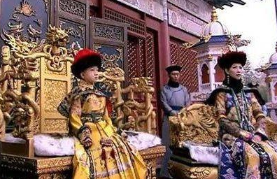 多尔衮为什么会拥立顺治 这的从当初的两旗易帜说起