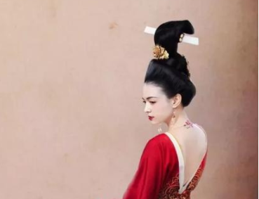 寿王李瑁为何会忍痛割爱把杨玉环送给唐玄宗？