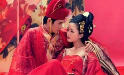 郑颢：金榜题名后被选为驸马。然而他的婚姻却不幸福