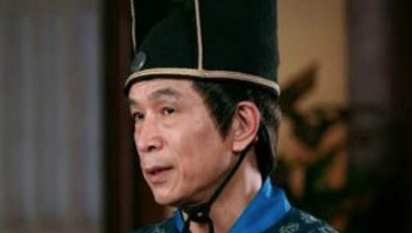 四十岁从宦官当上宰相，最后却被刺杀