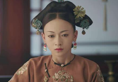 孝淑睿皇后喜塔腊氏：尔晴的妹妹，15岁就嫁给大清皇子