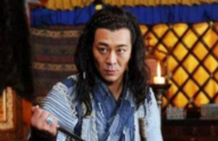 完颜珣为什么要袒护胡沙虎？他是什么用意