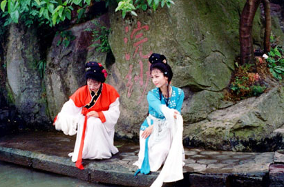 浣纱石有什么历史传说？相传为当年西施浣纱之处