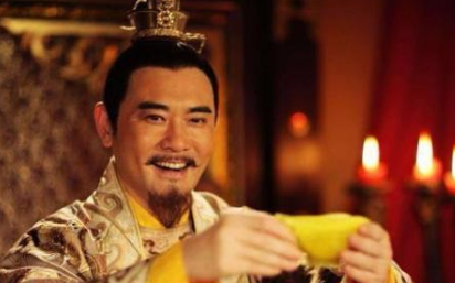 司马曜父皇驾崩拒不哭丧，为何又以孝治国？