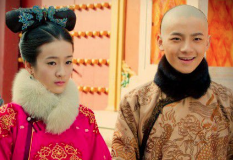 丈夫和妹夫都是大清皇帝，自己却只活了22岁