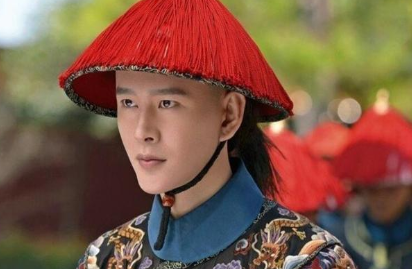 古代嫔妃就寝后为何让太监守在门外？为什么不选择宫女？