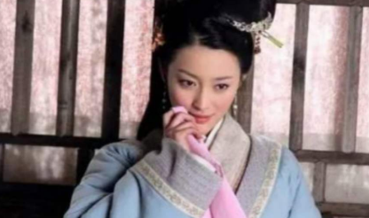 妃子明明可以自己哺乳，为什么孩子要交给乳娘？