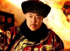 胤袐：康熙最小的孩子，因为年纪小而受到了呵护与关照