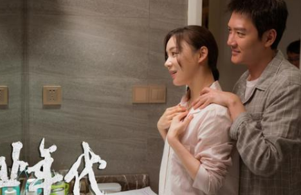《创业年代》邝铭筹与姚昆情感受挫，送钻戒初心不改