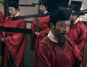 孙仅本有大好的前途，为什么突然被发配到边疆？