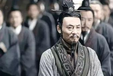 成语“长袖善舞”有哪些故事？又该作何解释呢？