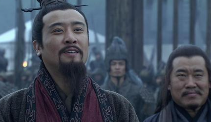 吕布和刘备相比 陈宫最后为什么会选择吕布