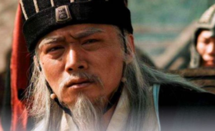诸葛亮为何偏要选择辅佐弱小的刘备呢？