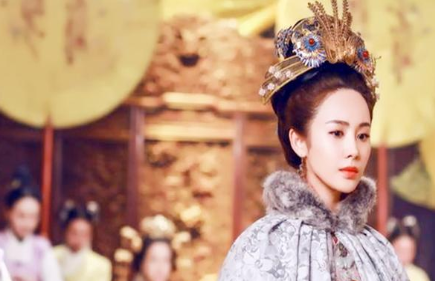 靳月华：有沉鱼落雁之美的皇后，却成为父亲争斗的牺牲品