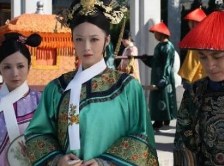 古代太监为什么像女人一样随身携带手帕 这手帕到底有什么作用