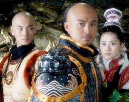 多尔衮独揽大权里皇帝的位置最近 多尔衮为什么不直接称帝