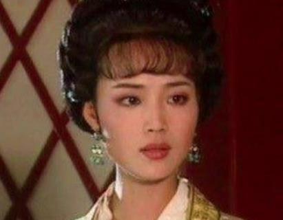 上官婉儿为武则天效劳，她真的忘了杀父之仇吗？