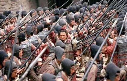 古代的货币主要是沉重的铜钱和银子 士兵的军饷一般都会放在什么地方