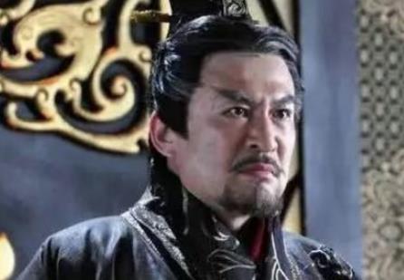 秦始皇还在世的时候，为什么没人敢造反？