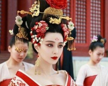 武则天要杀袁天罡，他是怎么逃过一劫的？