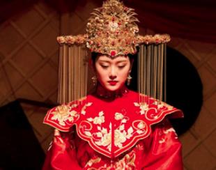 朱见深身为一国之君，为何将50岁奶娘封为贵妃？