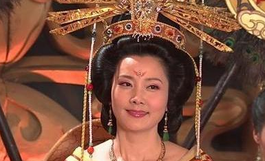 此女入宫7年才怀孕，最后却被皇帝一脚踢死了